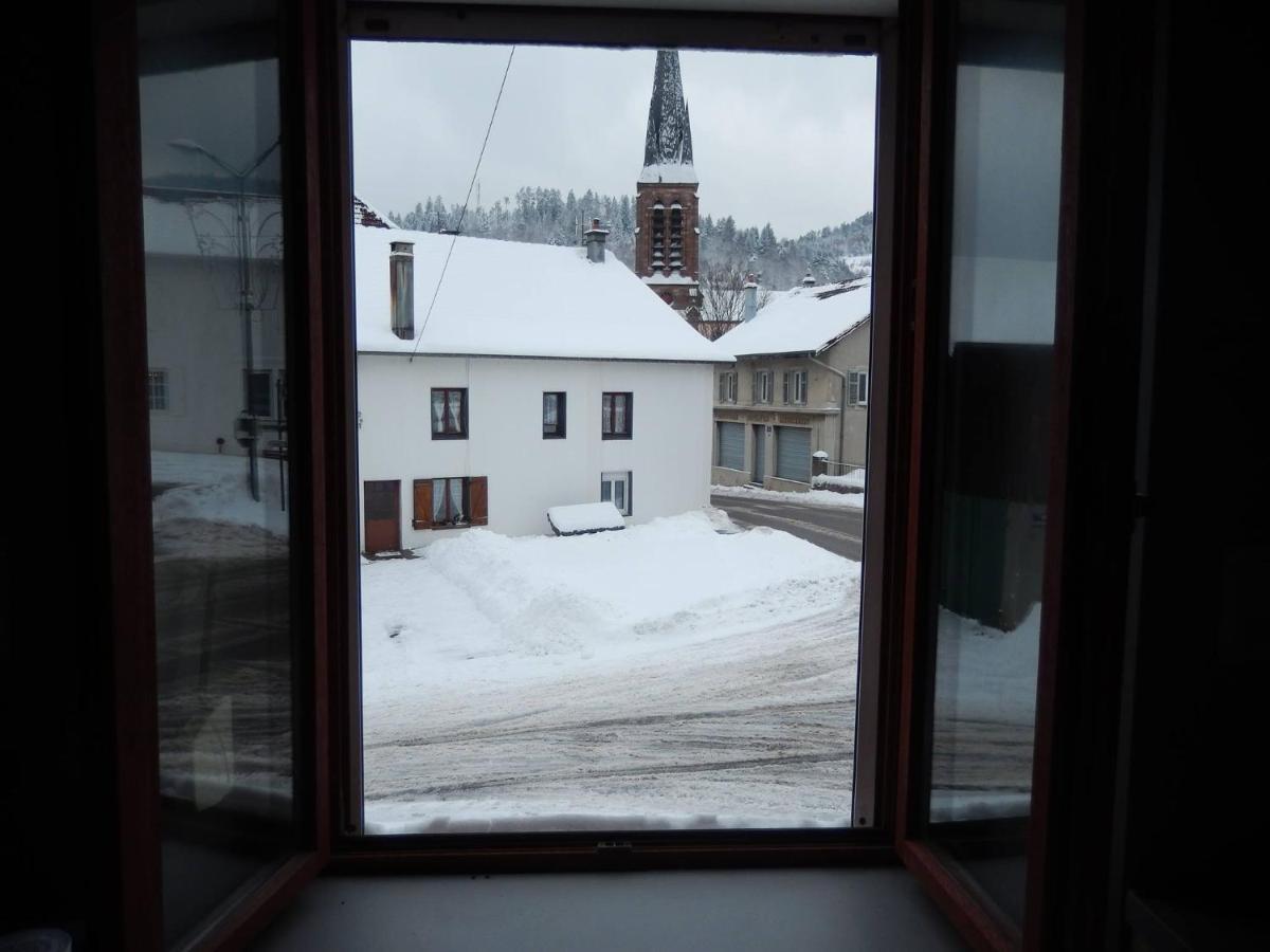 Au Pied Du Gazon Lejlighed Saint-Maurice-sur-Moselle Eksteriør billede